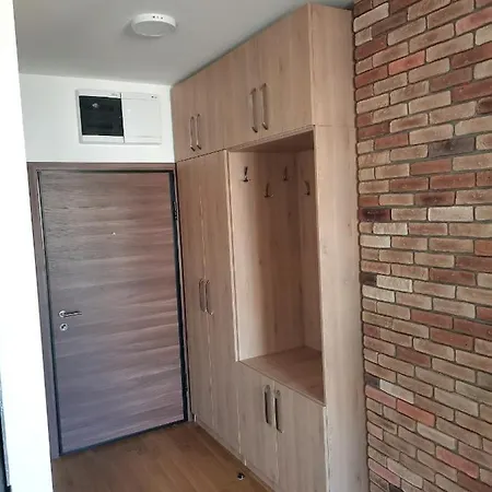 Stan Na Dan M Apartment *