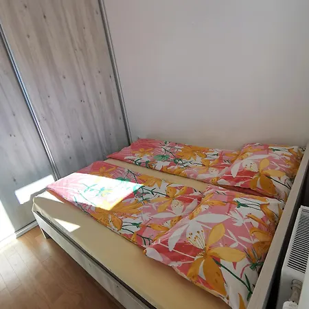 Apartment Stan Na Dan M Novi Sad